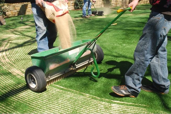 Los Angeles and Southern California artificial grass installation - base layer